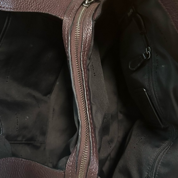 Coach bag SOLD OUT, oxblood color, pebbled leather. Gunmetal hardware. - Picture 4 of 8